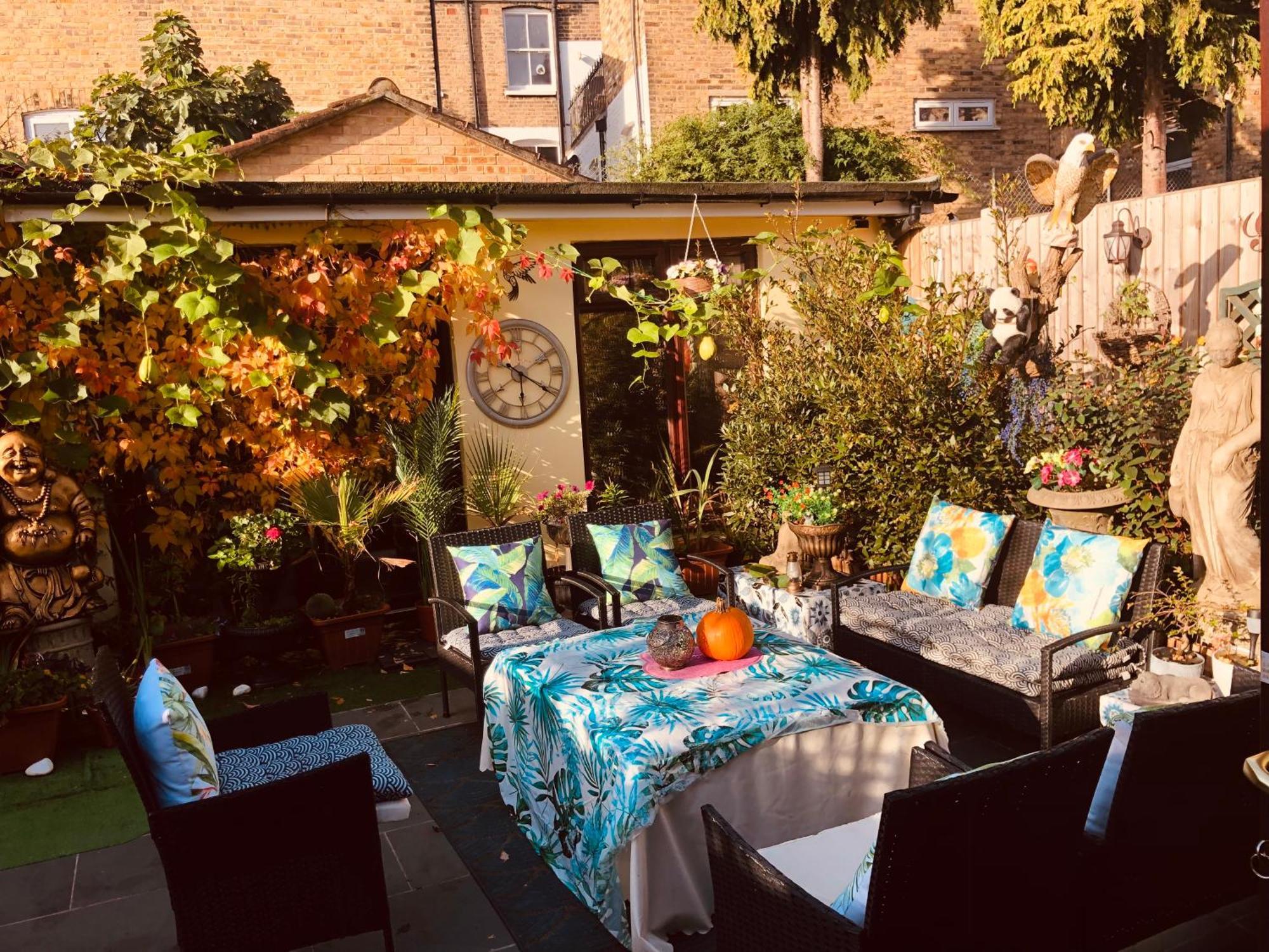 Cheerful 4 Bedroom House With Garden Free Parking London Bagian luar foto